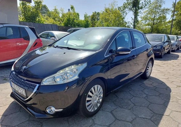 Peugeot 208 cena 24500 przebieg: 124529, rok produkcji 2012 z Dębno małe 277